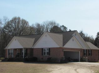 81 Kendall Stone Rd, Hazlehurst, GA 31539