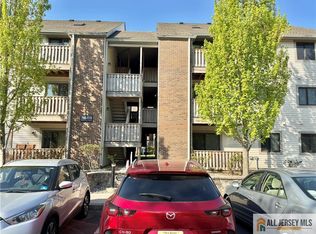 1113 Ravens Crest Dr, Plainsboro, NJ 08536