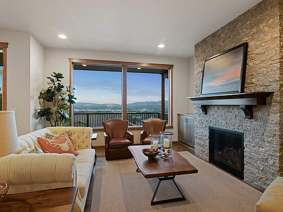 4th image of 8914 E Woodside Ln