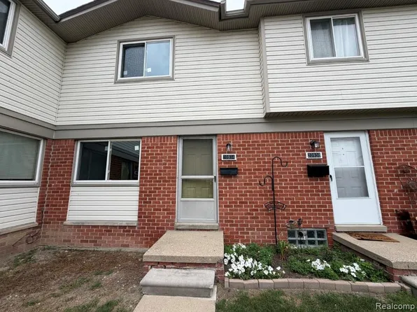 20934 Hunt Dr, Roseville, MI 48066