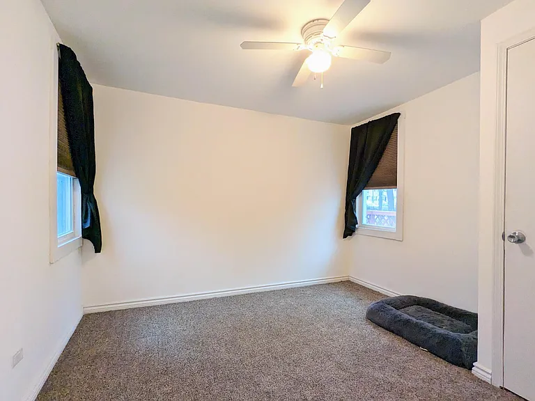 28 Glen Ave — Photo 8