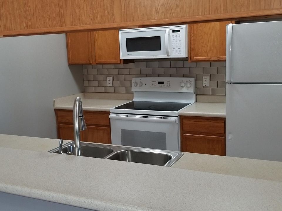 1st image of 1360 SE Florence Dr Unit 59U