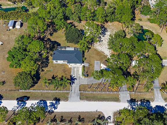 2nd image of 18389 N 41st Road N