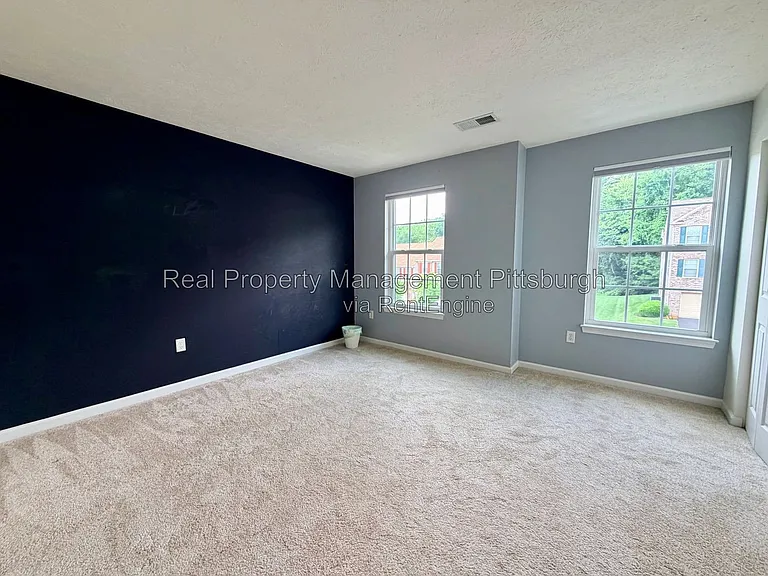 242 Corey Dr — Photo 15