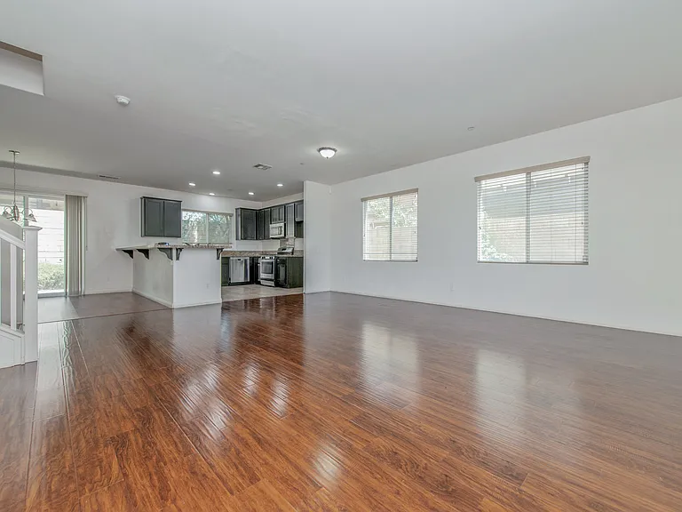 6954 Stanza Ct — Photo 8