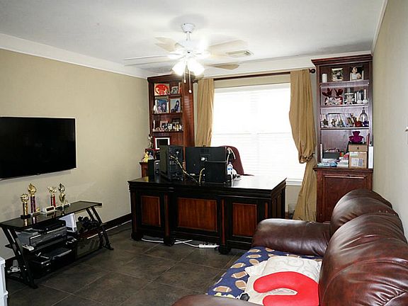 3rd image of 6802 Keithwood Cir S