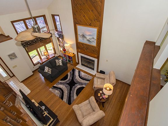 2nd image of 55889 Pheasant Covey Ct