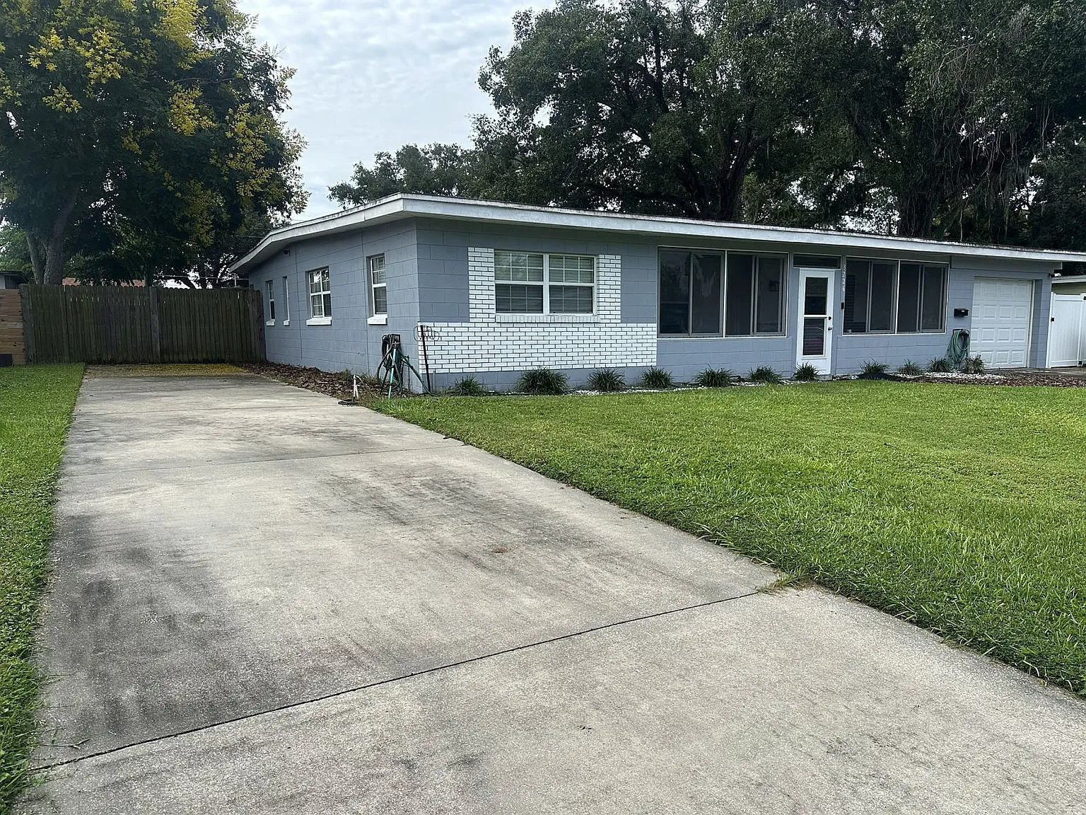 3 bed, 1405 sqft, $2,450 — Photo 2