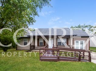 9660 English Oak Pl, Indianapolis, IN 46235