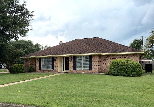 2nd image of 6915 Glen Willow Dr