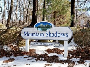 73 Bentley Dr, Franklin Lakes, NJ 07417