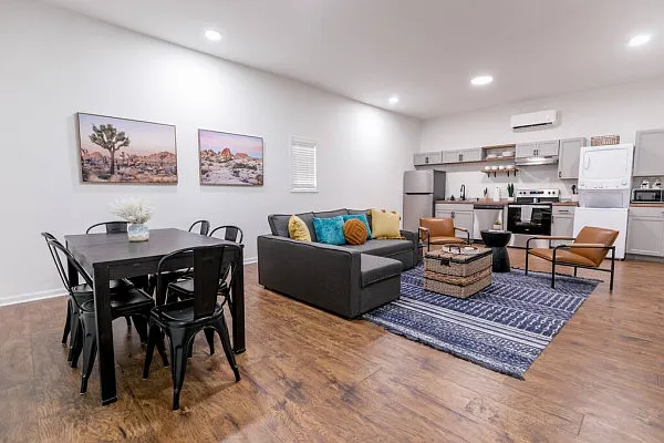 1813 Alpine Dr #3 — Photo 6