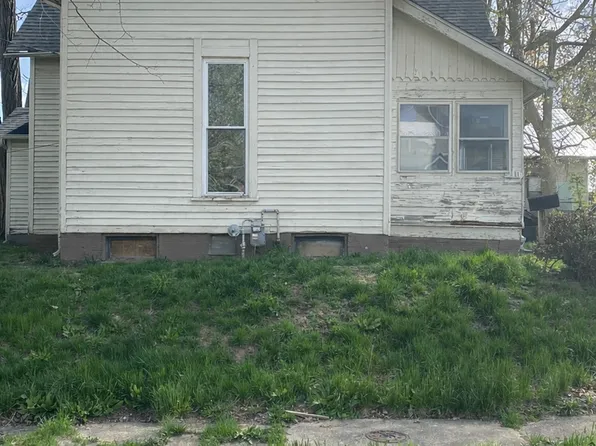 210 Vance St, Crawfordsville, IN 47933