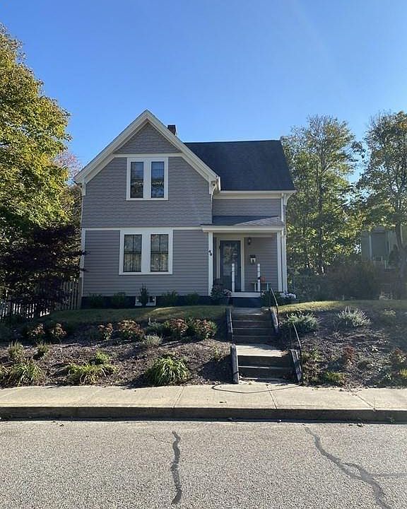 1st image of 40 Mount Pleasant St #2