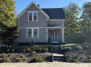 40 Mount Pleasant St #2, Plymouth, MA 02360