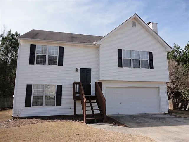 3 bed, 2.5 bath, 1132 sqft, $2,010 — Photo 1