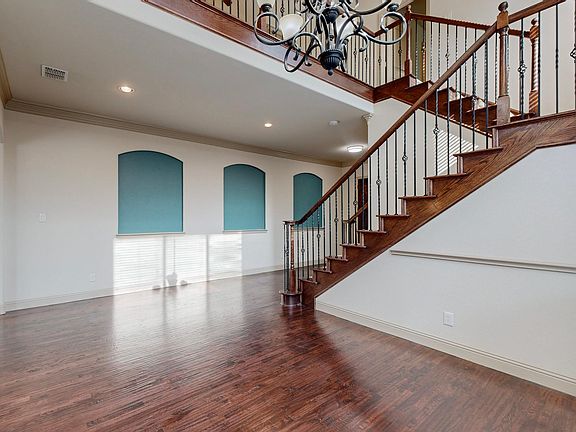 5th image of 4620 Vista Grande Dr