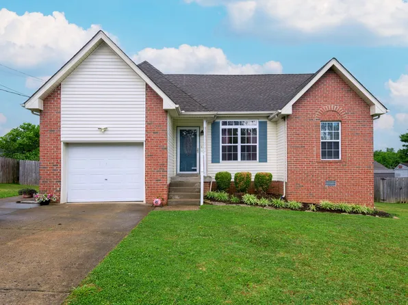 809 Stone Hedge Ct, Old Hickory, TN 37138