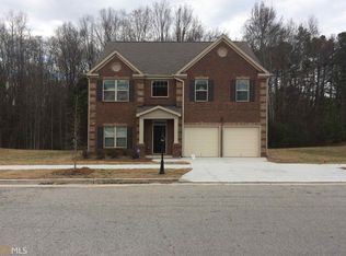 640 Langley Farms Dr, Loganville, GA 30052