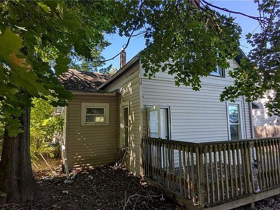 3rd image of 653 Sumner St