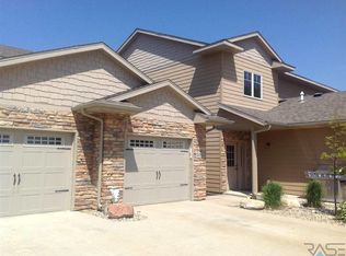 5017 Sunset Blvd, Madison, SD 57042