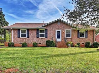 106 Monaview Cir, Greenville, SC 29617