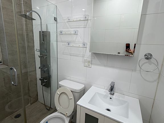 2nd image of 3155 Broadway APT 9