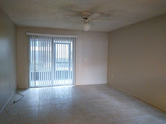 2nd image of 14478 Reuter Strasse Cir #303