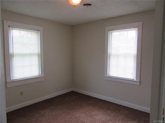 5th image of 719 Texas Ave