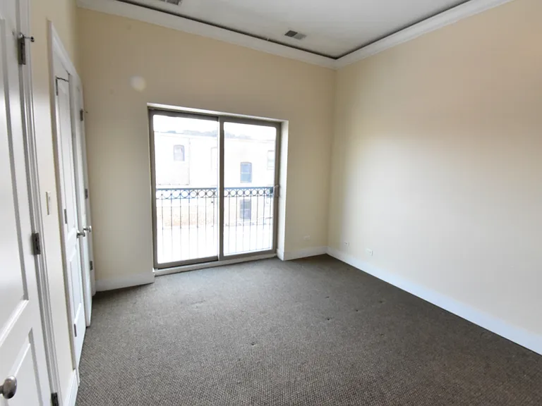 4518 N Kedzie Ave #3C — Photo 5