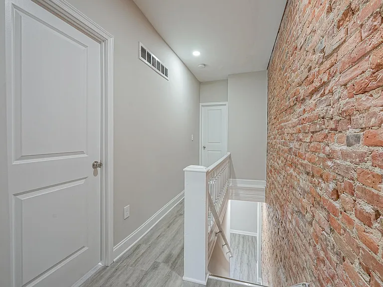 1342 S 52nd St — Photo 13