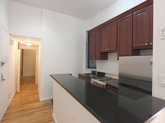 3rd image of 245 W 11th St APT 1