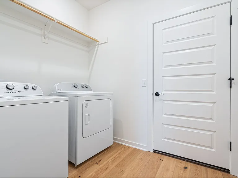 Holly BTR Homes — Photo 16