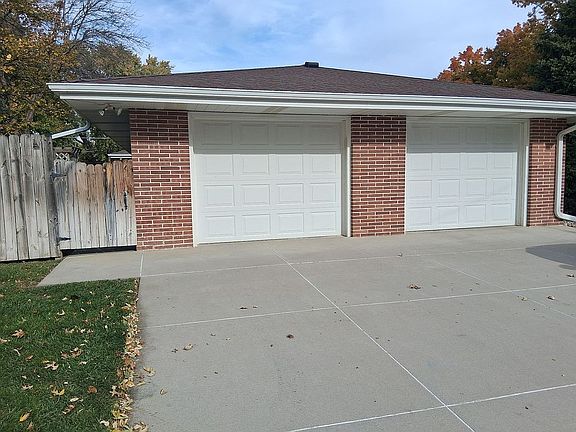 2 Car Garage Exterior