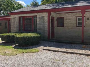 10223 E Us Highway 40, Terre Haute, IN 47803