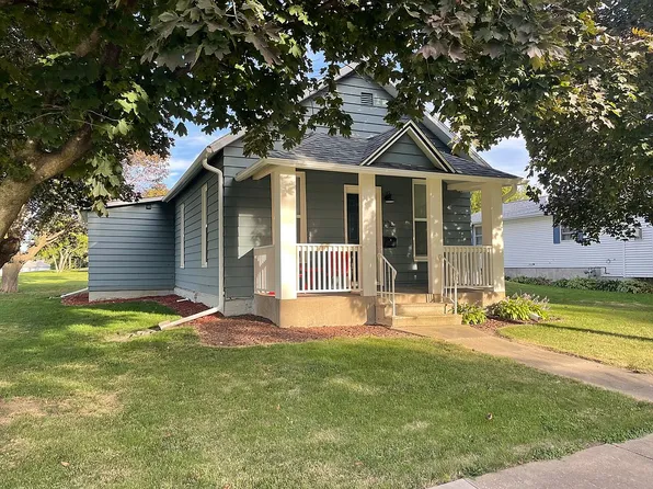 726 N Avenue C, Washington, IA 52353