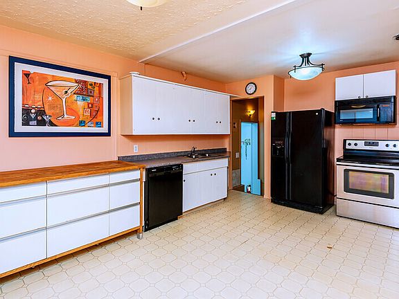5th image of 11450 74th Ave NW
