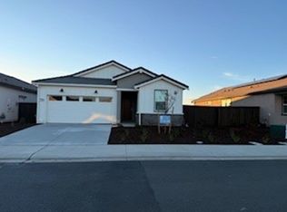 330 Nighthawk Rdg, Dixon, CA 95620