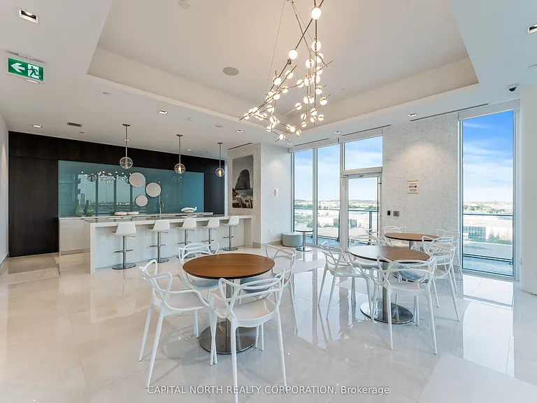 9000 Jane St #2022 — Photo 13