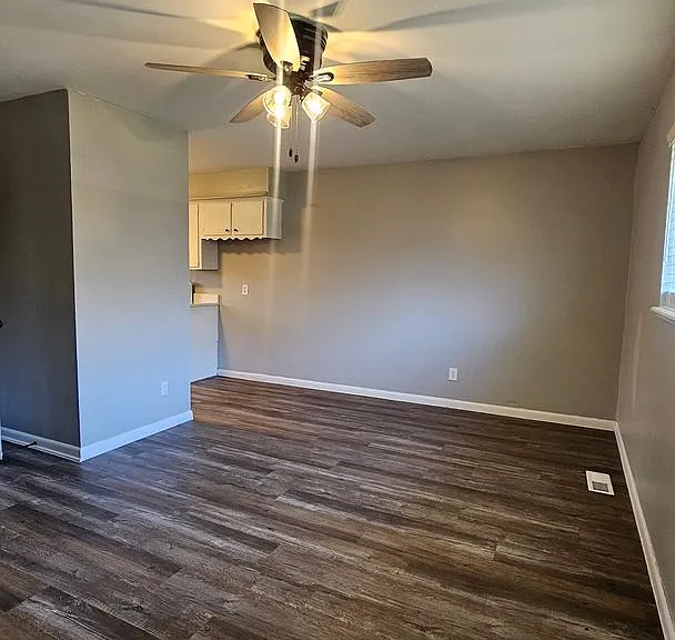Broadway Apartments in Rose District — Photo 1