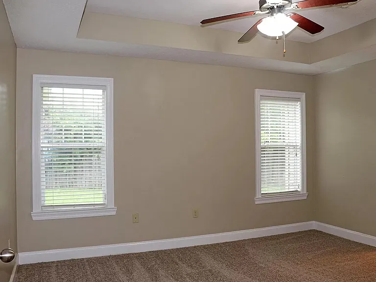22 Ansley — Photo 12