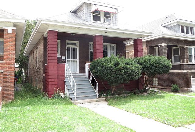 1st image of 2303 S 60th Ct