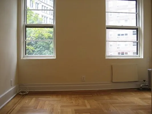 Rented by City Connections Realty | media 15