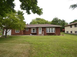 5640 Perry Ave N, Crystal, MN 55429