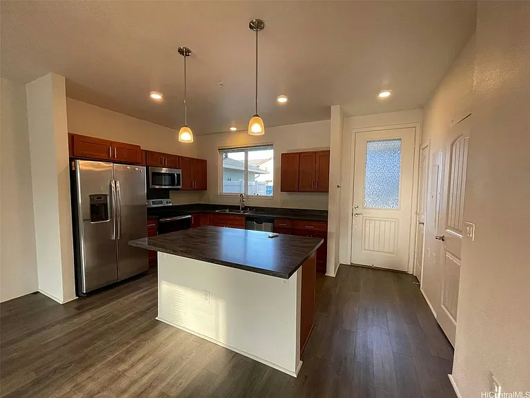 724 Kakala St — Photo 21