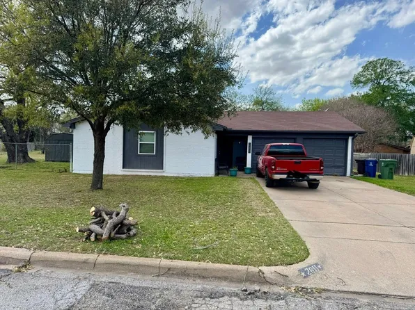 2611 Mimosa Park Dr, Richland Hills, TX 76118