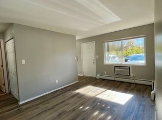 1760 Saint Johns Blvd APT 9, Lincoln Park, MI 48146