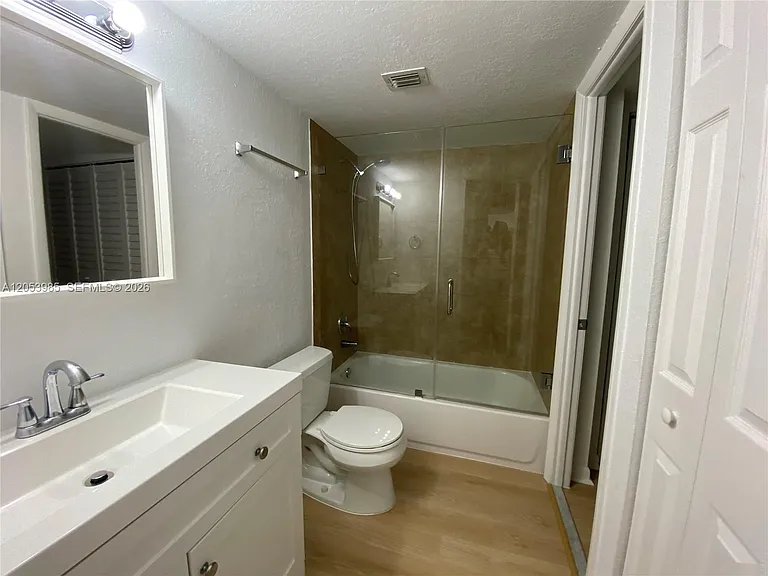 9350 Fontainebleau Blvd #609 — Photo 8