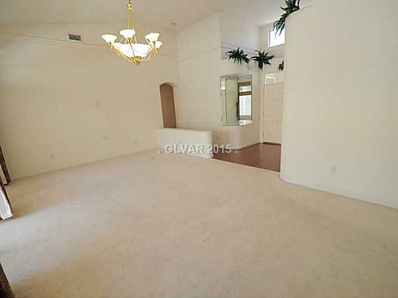 5th image of 10512 Shoalhaven Dr