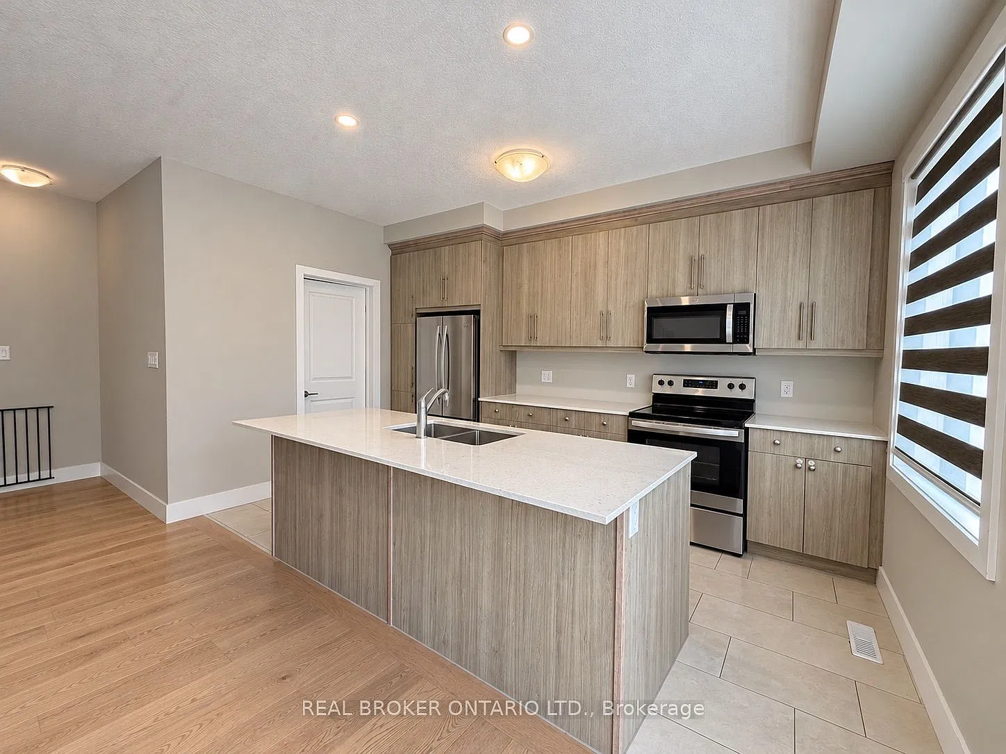 3 bed, $2,600 — Photo 4